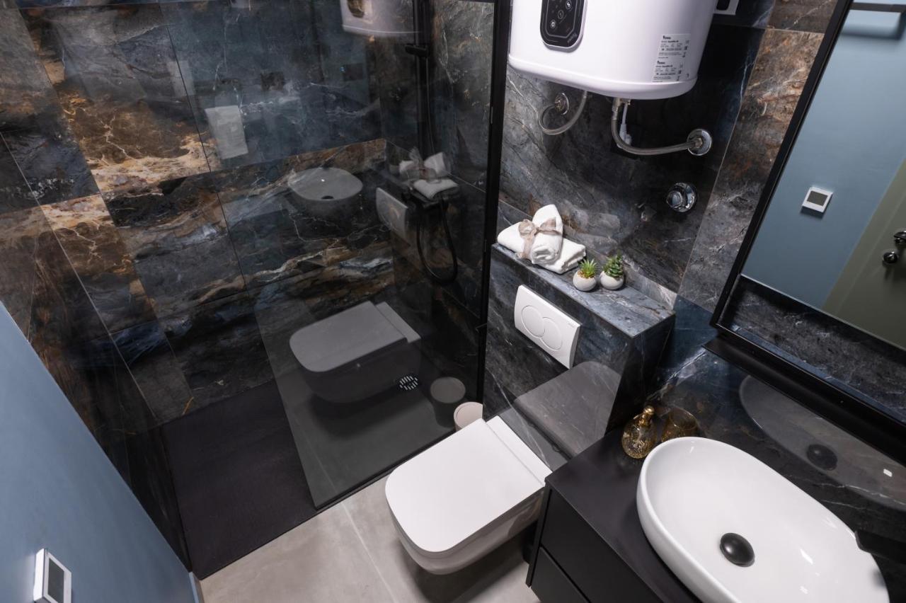 Studio & Rooms Torine 扎达尔 外观 照片